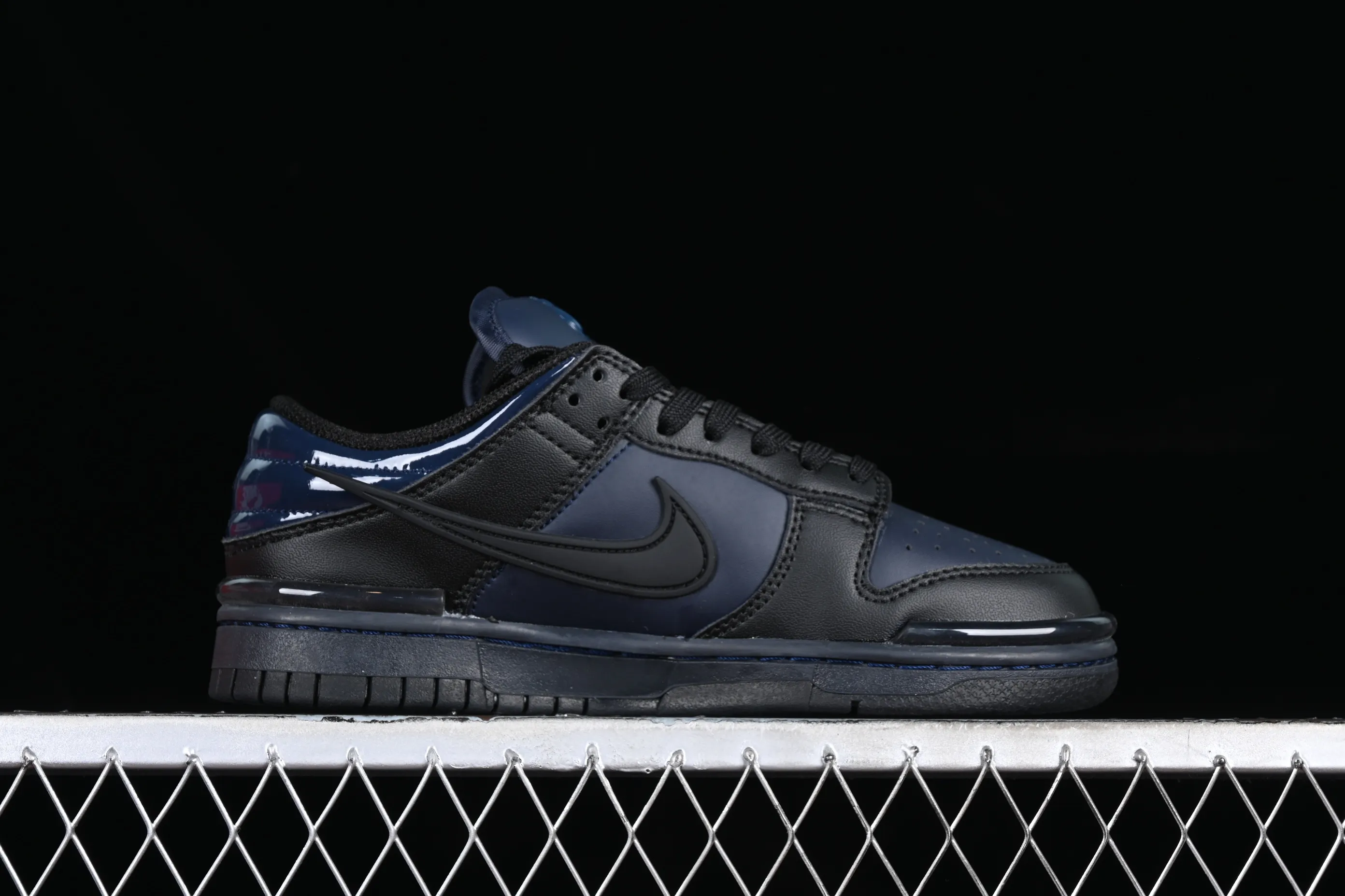 All Categories Nk SB Dunk Series Nk SB Dunk Low Low-top sneakers Cost-effective version Nk Dunk Low "Twist" Variation style SB low-top casual sneakers DZ2794-400